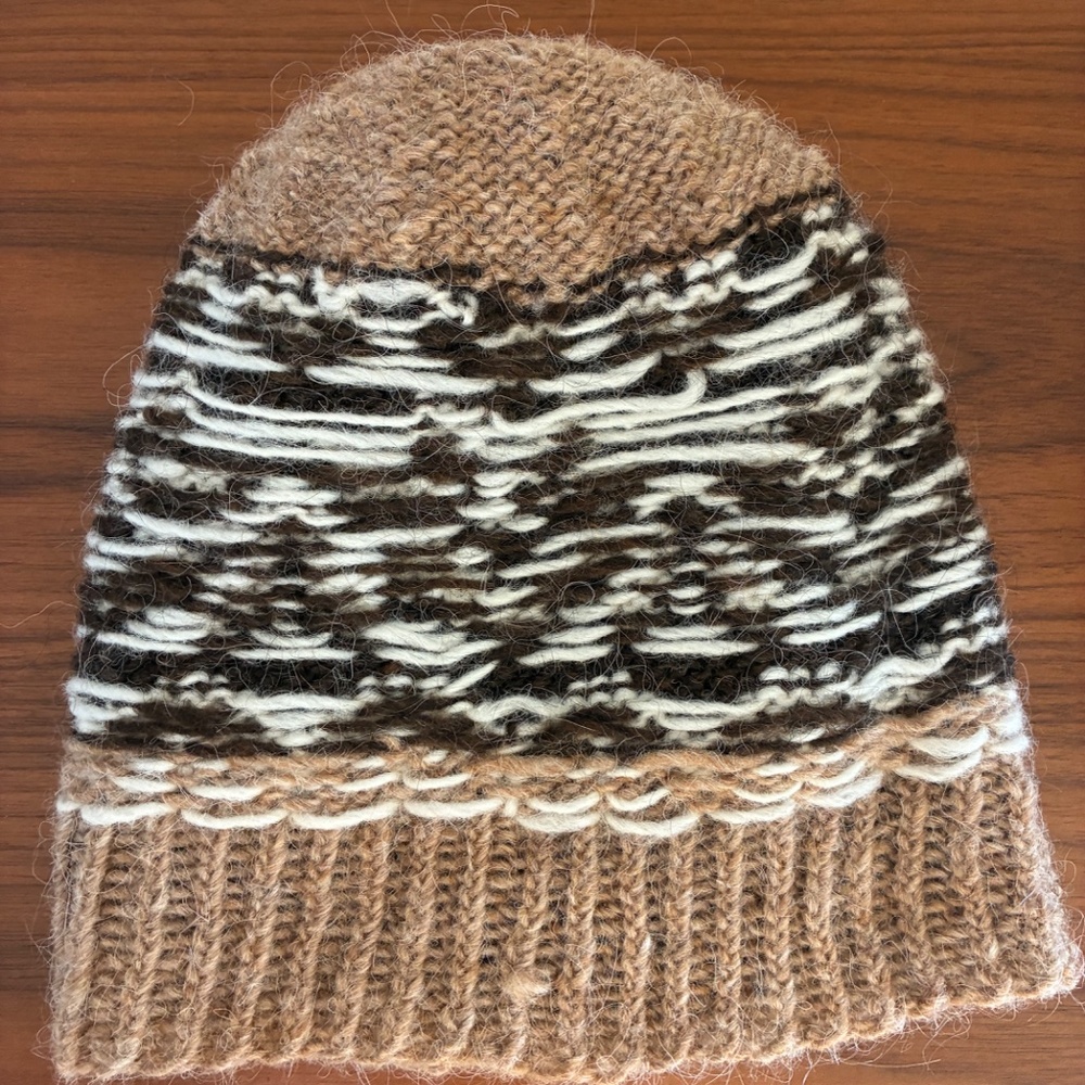 Hand knit Icelandic wool fair isle brown hat beanie from Iceland - Picture 3 of 3